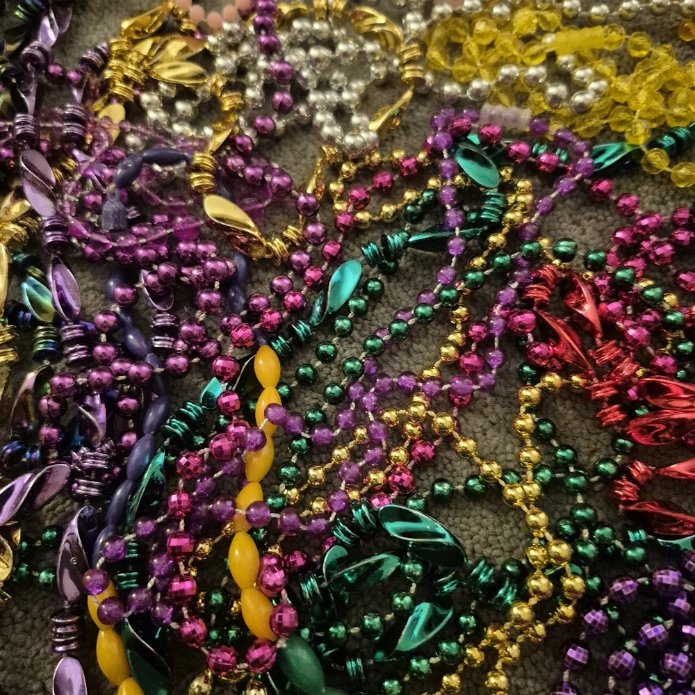 20 Assorted necklace beads for Mardi gras brand new never used​